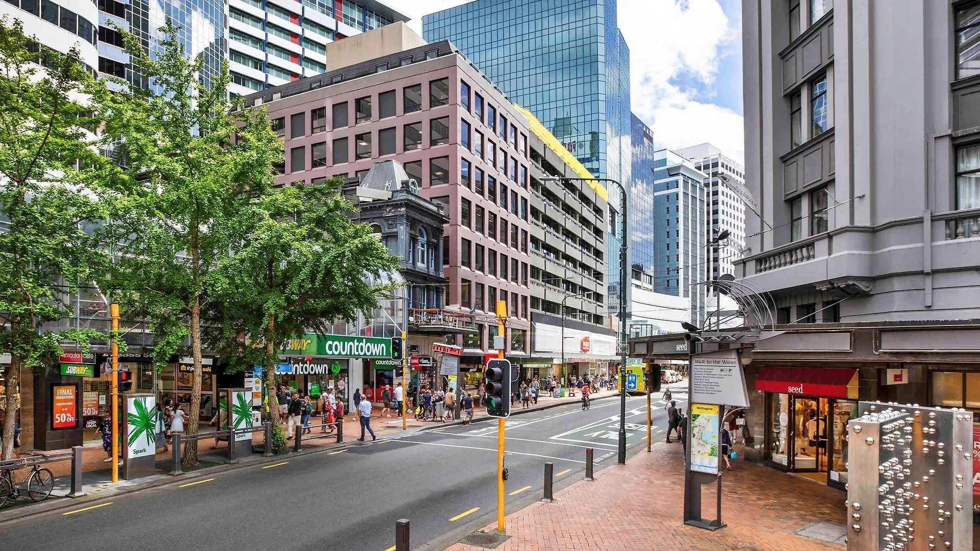 Novotel Wellington 4*,